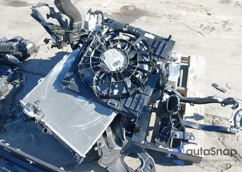 2025 BMW Xm Label Red z USA, uszkodzony, nr VIN 5YM33CS07S9Y17801